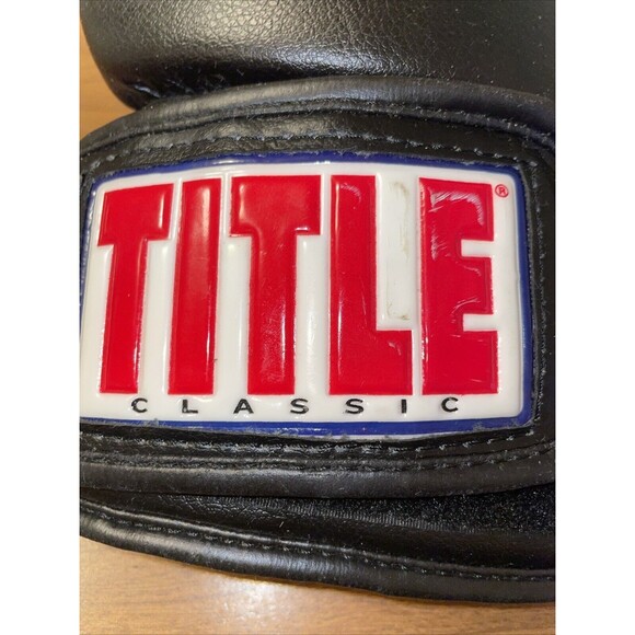 Title Classic Training Boxing Gloves Black And Red Size L FLAWED SEE DESCRIPTION - Picture 9 of 13